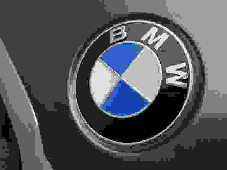 BMW 3 SERIES Photo spincar-35065a11b28e16da14ca4f13968f425f53c9688c.jpg