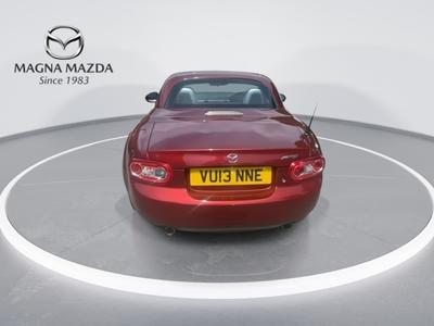 Mazda MX-5 Photo 8