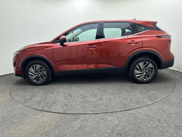 Nissan QASHQAI Photo spincar-362f5a5a96e520ce1d882e97f929bdd8405271cc.jpg
