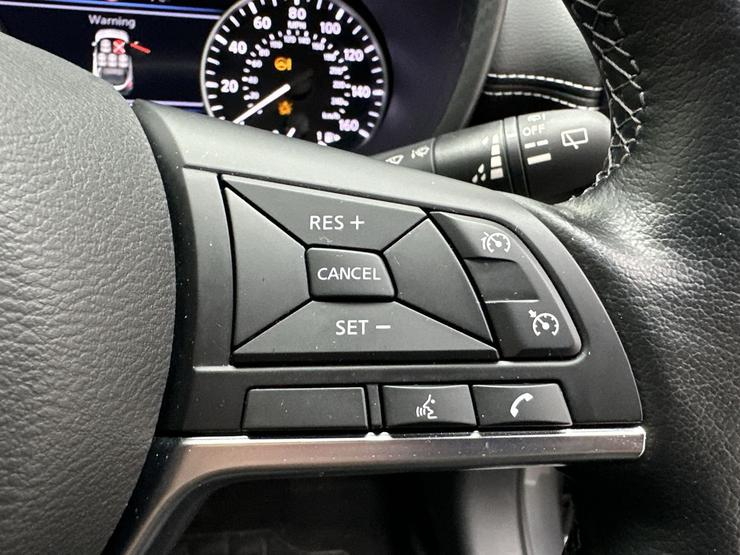 Nissan JUKE Photo spincar-3678632b656e7c6d7d4b52bc963677730069f23b.jpg