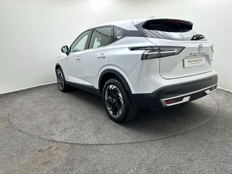 Nissan QASHQAI Photo spincar-36aa567bc21b781798133aa9c8b7dac98ea58ef6.jpg