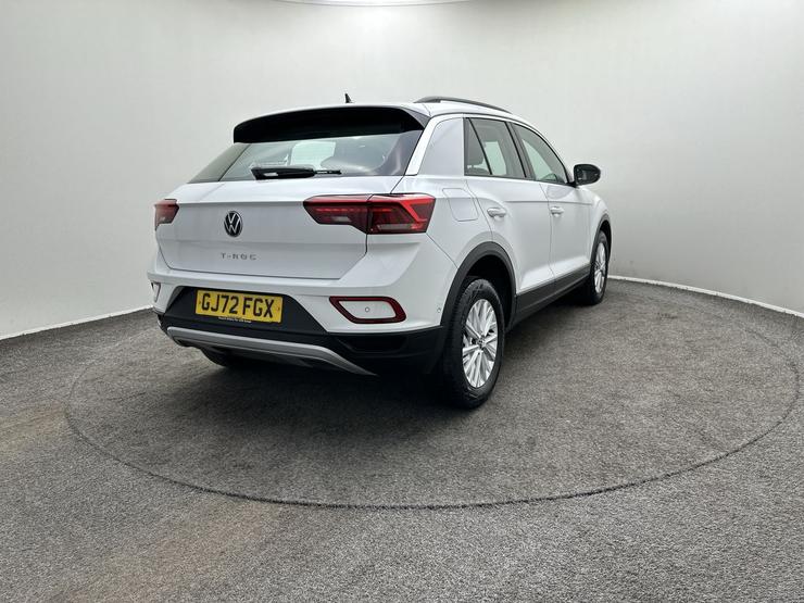Volkswagen T-ROC Photo spincar-373048c7f1934f1a87eb70a4bd643b35c69db473.jpg