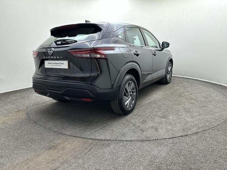 Nissan Qashqai Photo spincar-3832407e4ee3b31412e72ef63f74d159455ef573.jpg