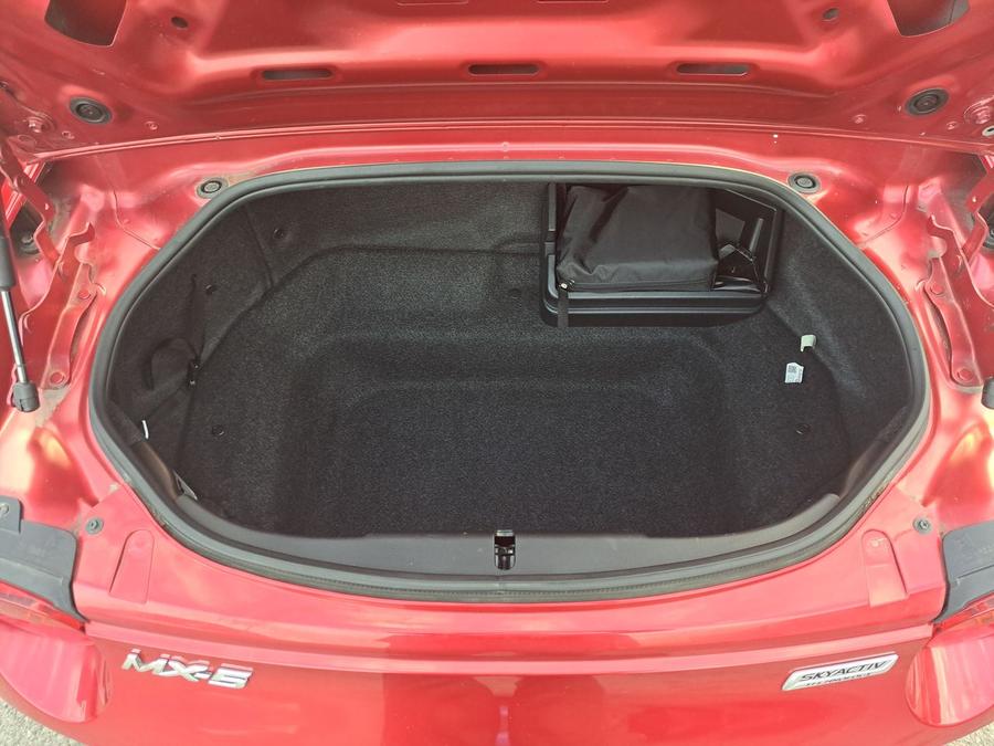 Mazda MX-5 RF Photo spincar-3894a65a59f9853b1fe9756156d5eec262784696.jpg