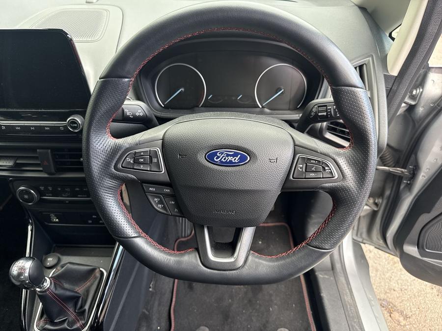 Ford EcoSport Photo spincar-38eedecde1635a6f54188e7bb30a7314233f2fb2.jpg