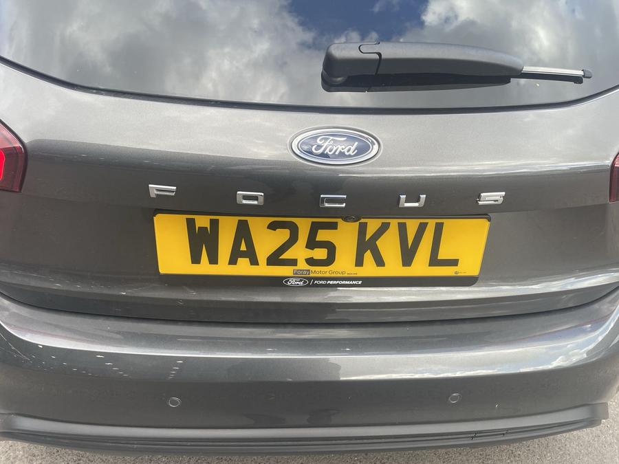 Ford Focus Photo spincar-395d99cc80073092bd310d5bdb10874c22756016.jpg