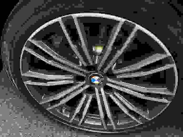 BMW 3 SERIES Photo spincar-3a1874af56824c75e2e40458d900aea8334106b1.jpg