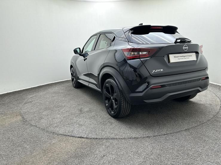 Nissan JUKE Photo spincar-3a2c07ed1be075c679dee8ad8356f956493e5e22.jpg