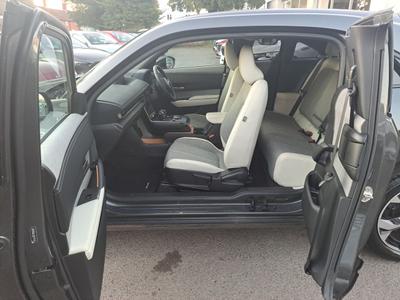 Mazda MX-30 Photo 25
