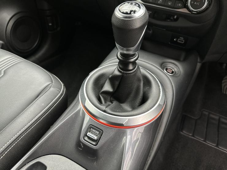 Nissan JUKE Photo spincar-3b177e5f24ec5551f0b48bcf135495201f88108e.jpg