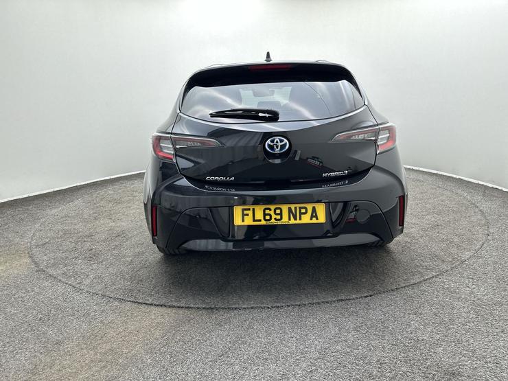 Toyota Corolla Photo spincar-3b7c6db9f4b42febbf1222380493abb3f65a6dfb.jpg