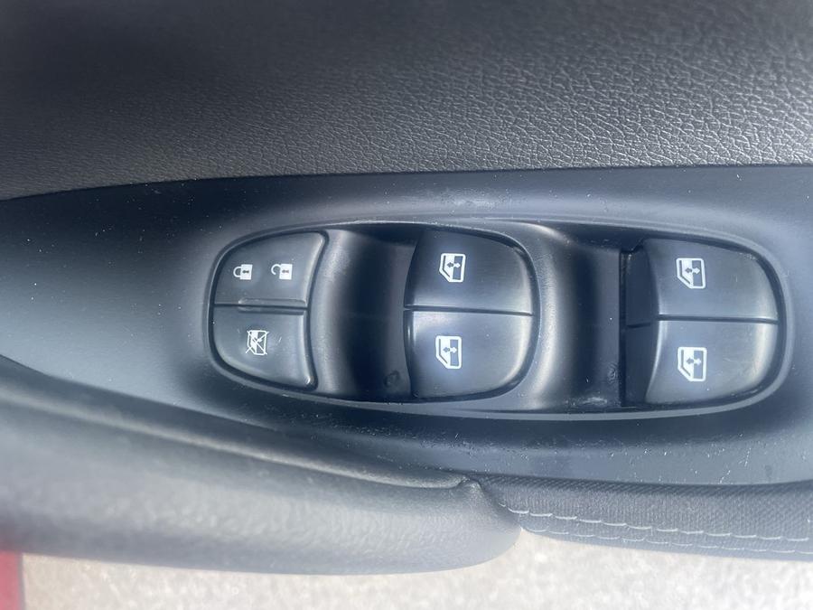 Nissan Qashqai Photo spincar-3b7d7993a4f1404624ddba470ec2738b47fb1d39.jpg