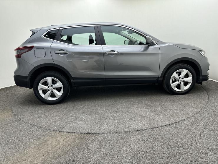 Nissan QASHQAI Photo spincar-3b923cc3012203ae2c52a75d61ecc9579adbf096.jpg