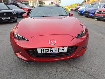 Mazda MX-5 Photo 18