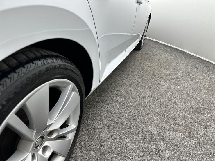 Skoda SUPERB Photo spincar-3bb1406cd3e7e541576631d90ec024a4b1c9606a.jpg