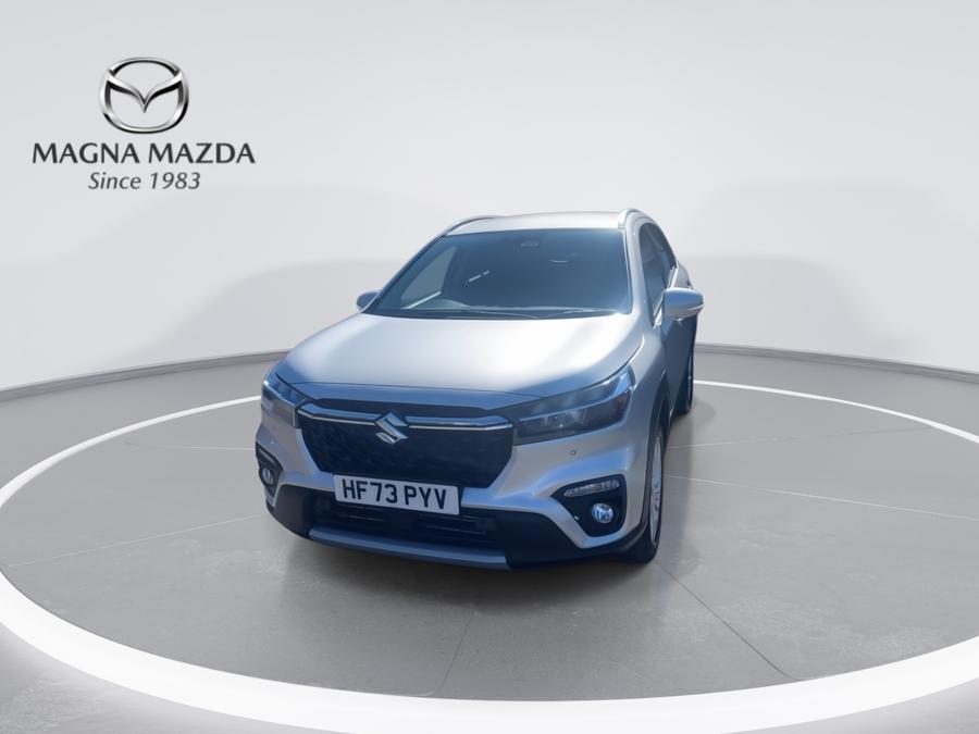 Suzuki S-Cross Photo spincar-3bdab40c6566f43a6451861984e3fa4bfbd094cb.jpg