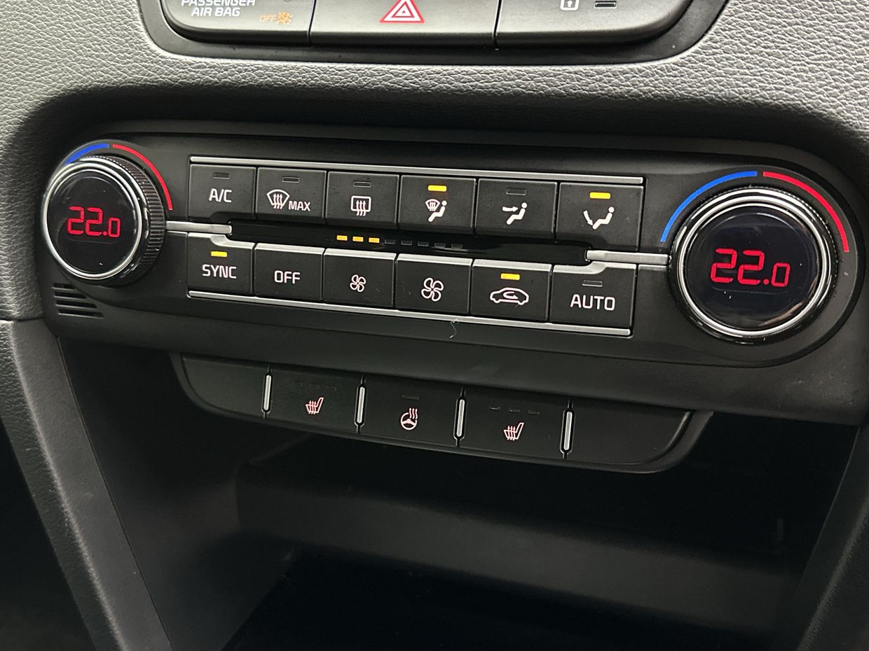 Kia Proceed Photo 13