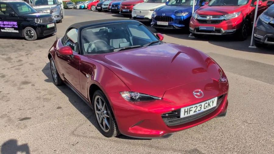 Mazda MX-5 Photo spincar-3c67f99aef187db71b68613ec264c99ce3ee4df6.jpg