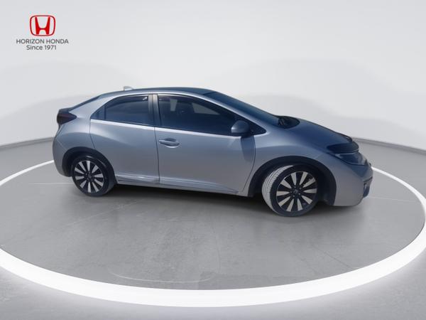 Honda Civic Photo 9