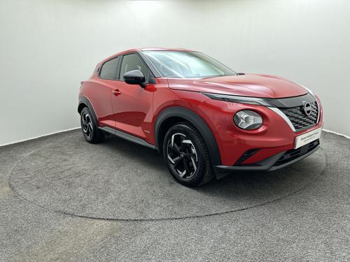Used 2023 Nissan JUKE 1.6 Hybrid N-Connecta 5dr Auto Fuji Red at Aylesbury Motor Group