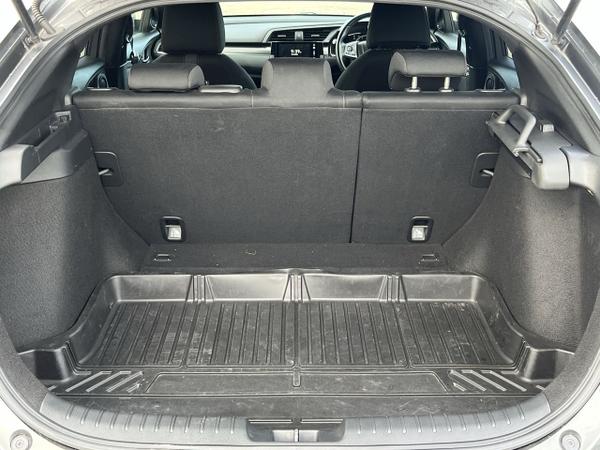 Honda Civic Photo 30