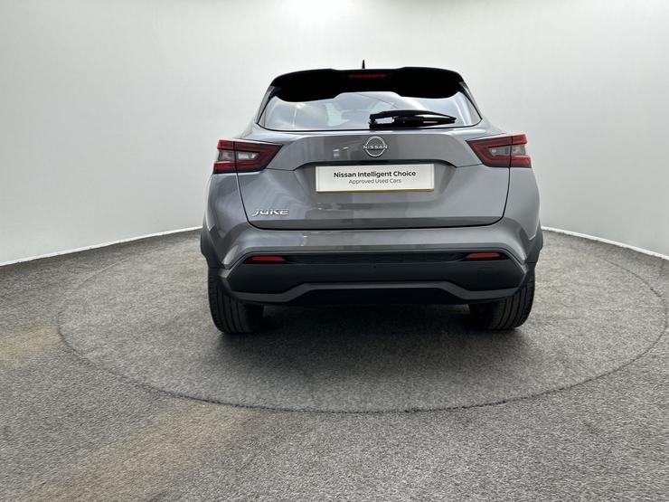 Nissan JUKE Photo spincar-3df9f2c3a9bb8648f1ddcf21d038f79e602b5043.jpg