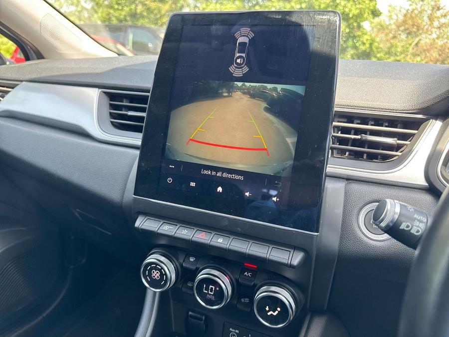 Renault Captur Photo spincar-3e4c440180ee9ff7d16fba46ef4bde078ae07ad2.jpg