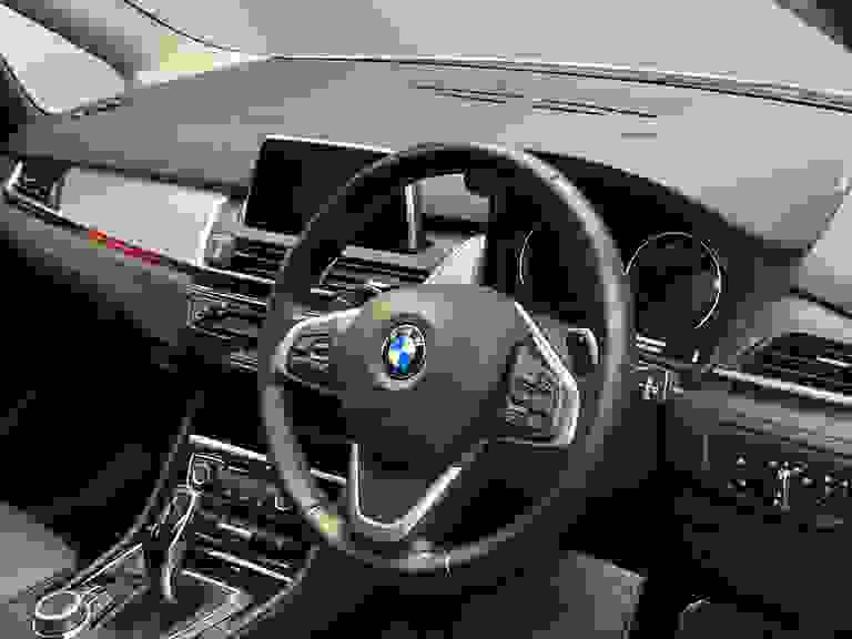BMW 2 SERIES Photo spincar-3e5b537205b149ff9ef190052d4db5a0ad95d9b5.jpg