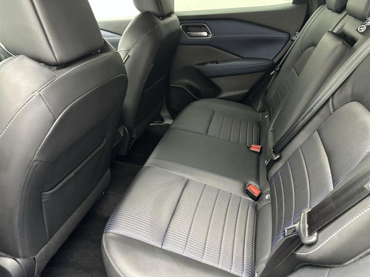 Nissan QASHQAI Photo spincar-3e627905cb91e6846510accfe9948e1434b87719.jpg