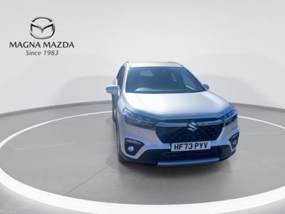 Suzuki S-Cross Photo 1