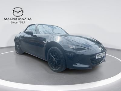 Mazda MX-5 Photo 0