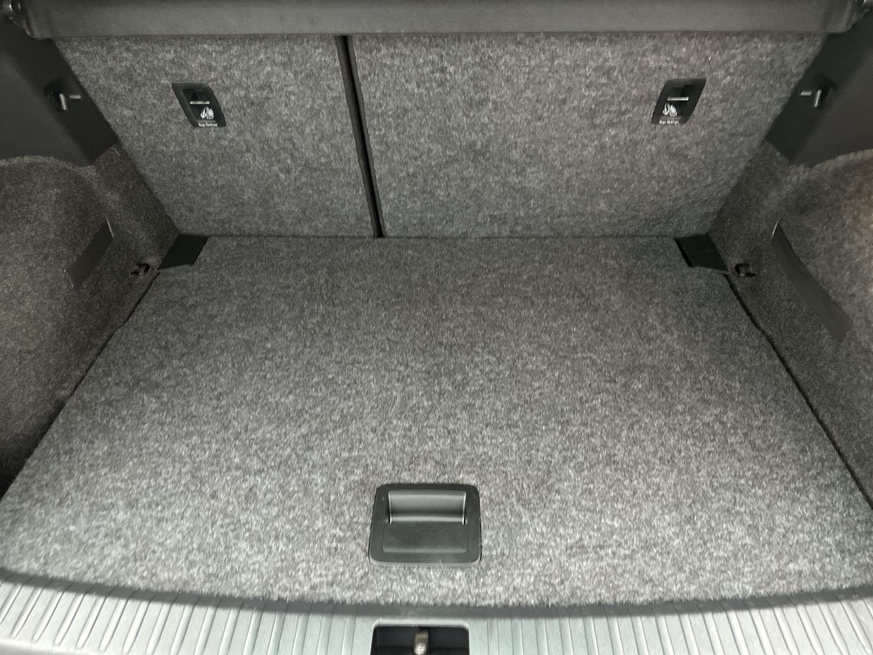SEAT ARONA Photo 19
