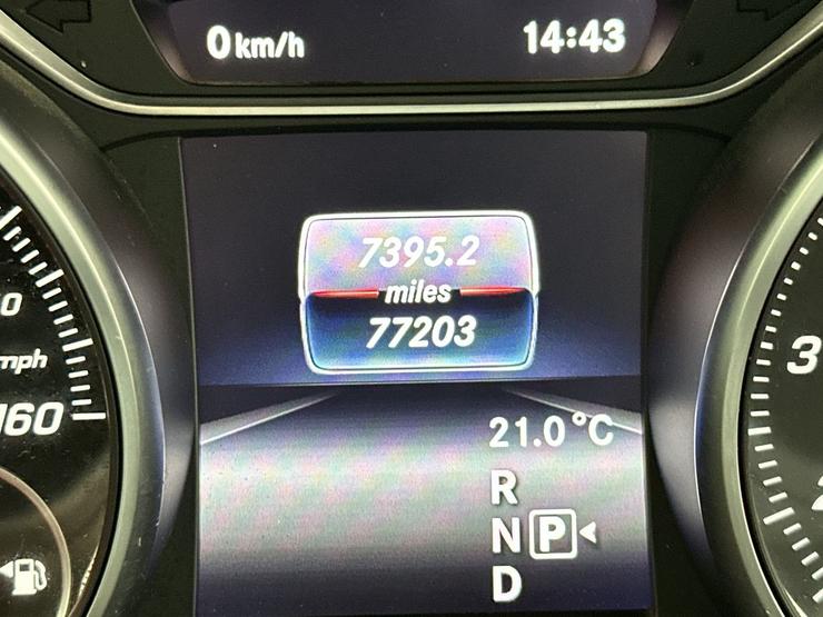 Mercedes-Benz Gla Photo spincar-3f5cedd1148ba65a90a466e66038e49a1a330eba.jpg