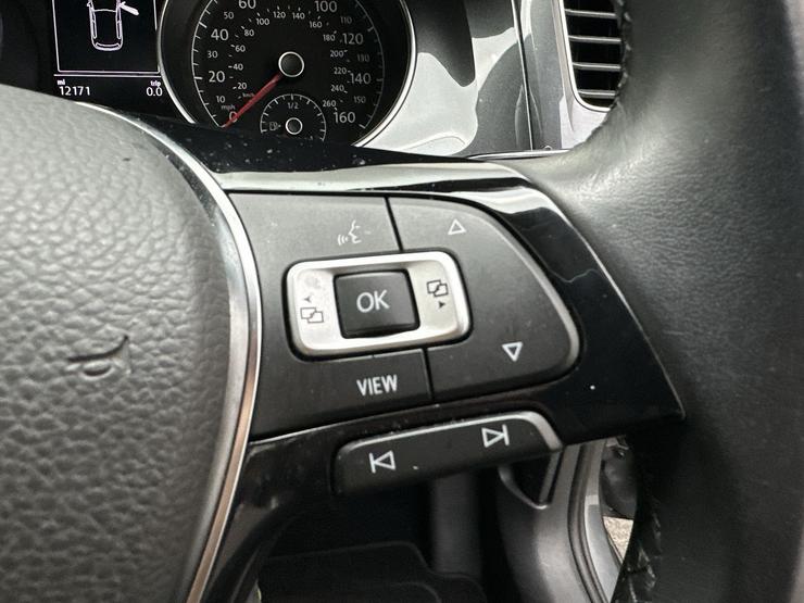 Volkswagen GOLF Photo spincar-3f5e3ee2c8af724130c2790bbf548a29e42f0b40.jpg