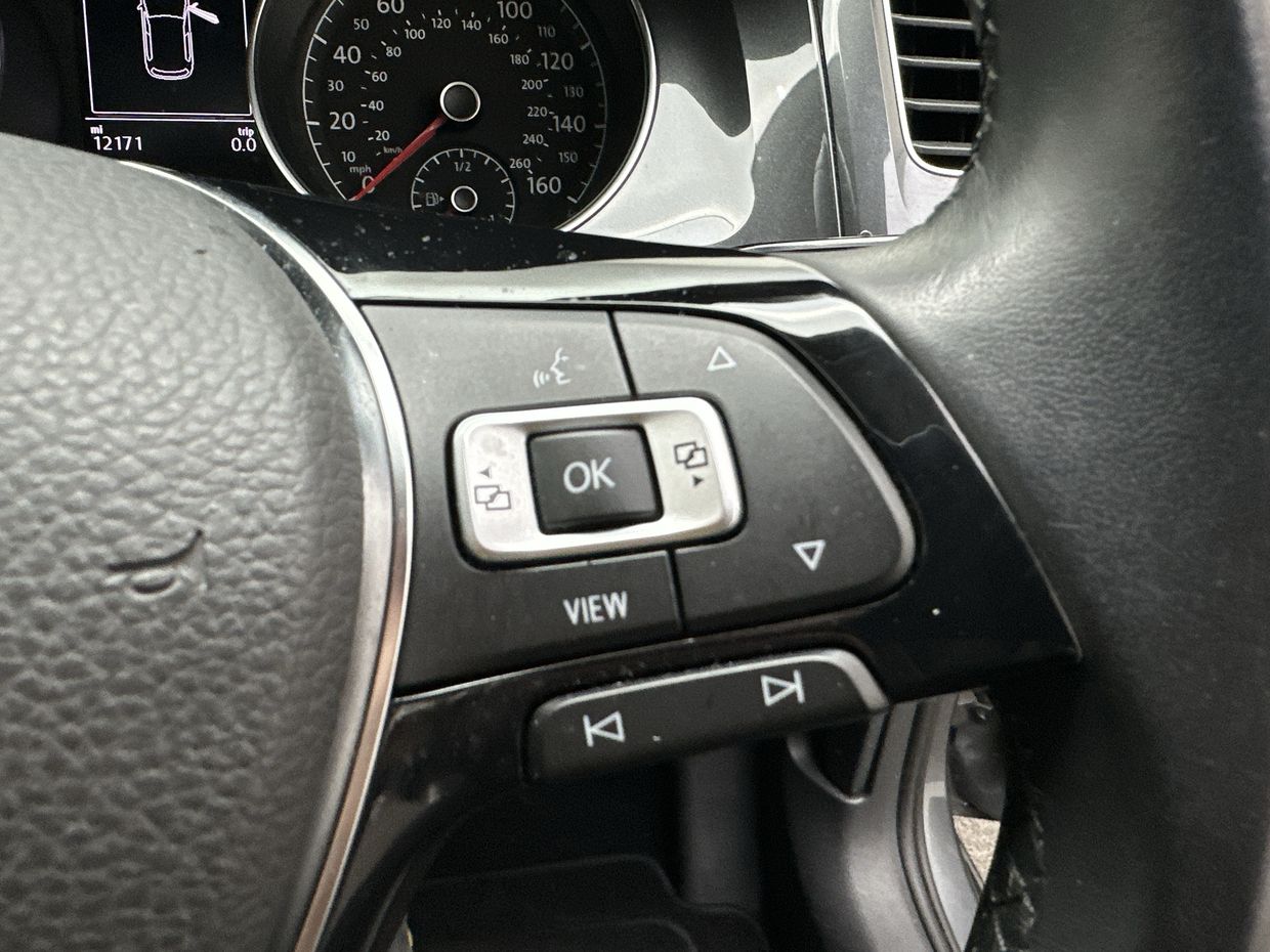 Volkswagen GOLF Photo 11