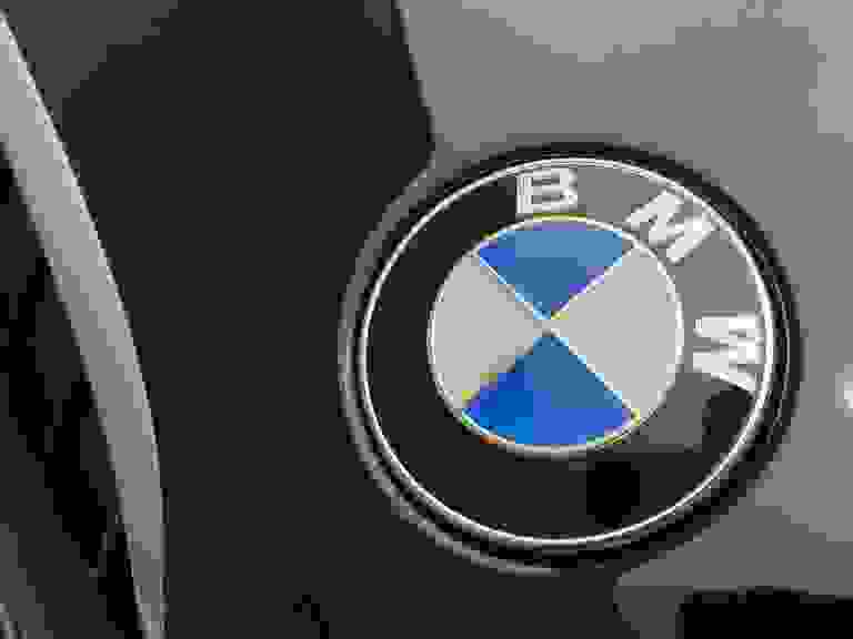 BMW X1 Photo spincar-3faf12125a5a7e5c62c7e562625c7e0706febe6a.jpg
