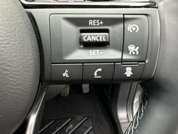 Nissan QASHQAI Photo spincar-41b9cd8a45c3c408cccd4f52cd7fac3bd4aa4723.jpg