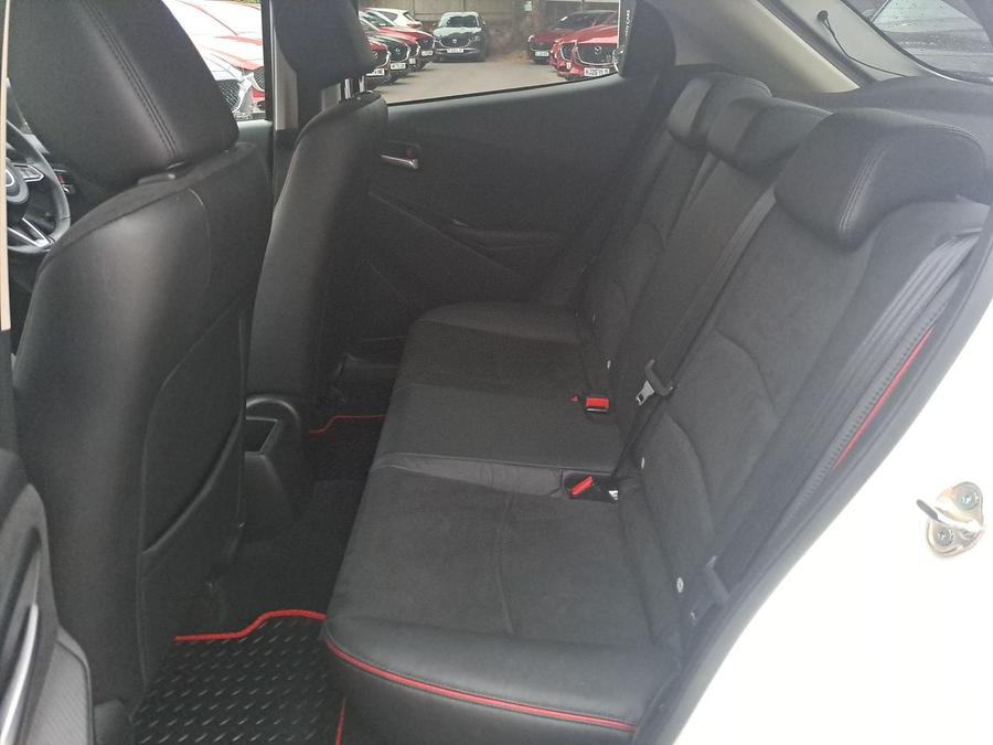 Mazda Mazda2 Photo spincar-41f367ba42a2cdb23819d44cd3d06c9fd9f19339.jpg