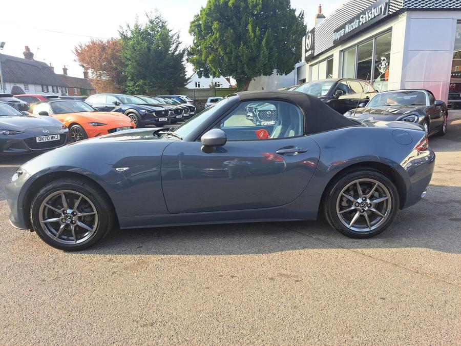 Mazda MX-5 Photo spincar-422e8f86323521ac2fde42afa38d32f76b1c5534.jpg