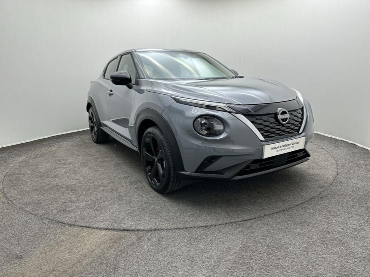 Nissan JUKE Photo spincar-4245bae728f6251ab4aaaa7e2afe819509c4e3da.jpg