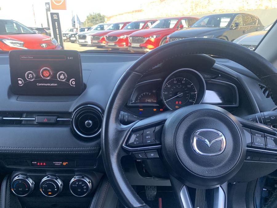 Mazda Mazda2 Photo spincar-4290fe93d08cb8a48a56d5b07e3ddec005c6f6f0.jpg