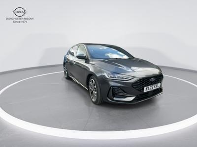 Ford Focus Photo 2
