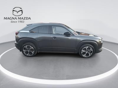 Mazda MX-30 Photo 10