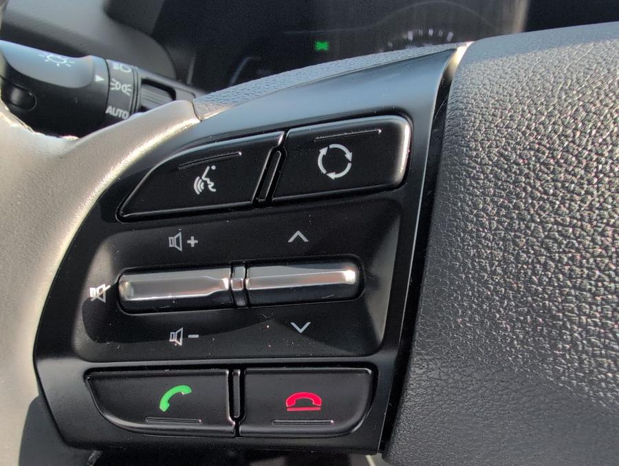 Hyundai IONIQ Photo spincar-42cd72476180ef76026be5431403dc2a3e1ac6eb.jpg