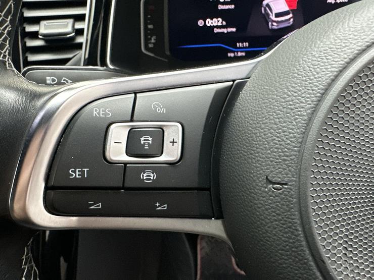 Volkswagen T-Roc Photo spincar-43637a4ffc9220a6e23711e6aa393f57ce95b267.jpg