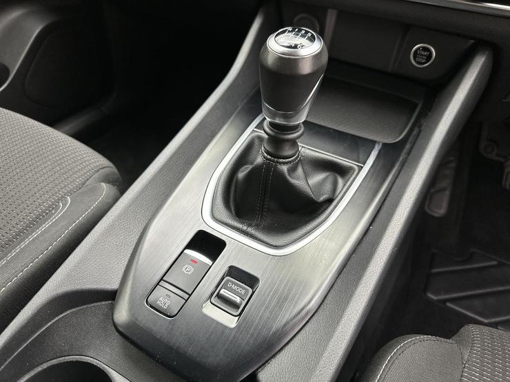 Nissan QASHQAI Photo spincar-4398ad98719ddac701ffe774166f501552ad0be3.jpg