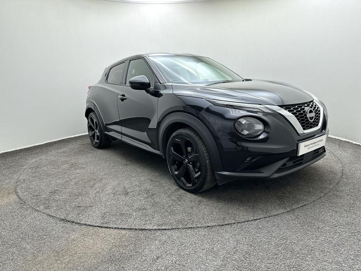 Nissan JUKE Photo spincar-43a5125b7ef159b9b22cefbf555a01056a320f3e.jpg