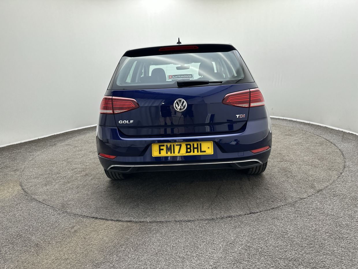 Volkswagen GOLF Photo 6