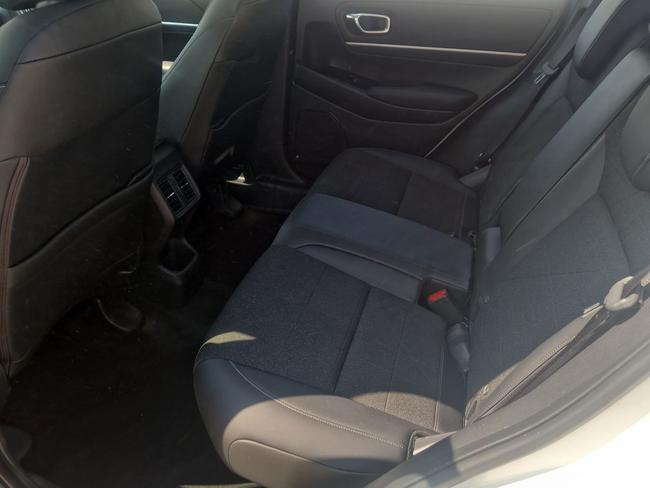 Honda HR-V Photo spincar-44bb0508d26e6beab19fd3bb30caa64c3d92e2cb.jpg