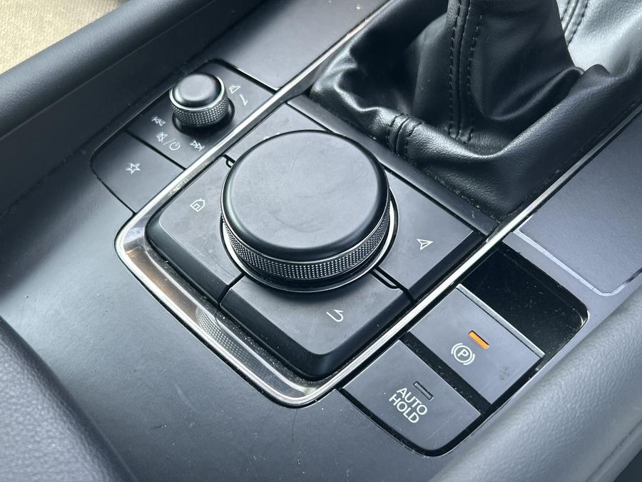 Mazda Mazda3 Photo spincar-468b5357827332b592f8a24374999492a309b49c.jpg